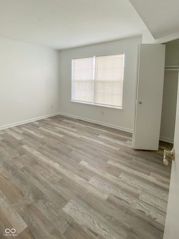 9467 Wimbledon Court, Indianapolis, IN 46250