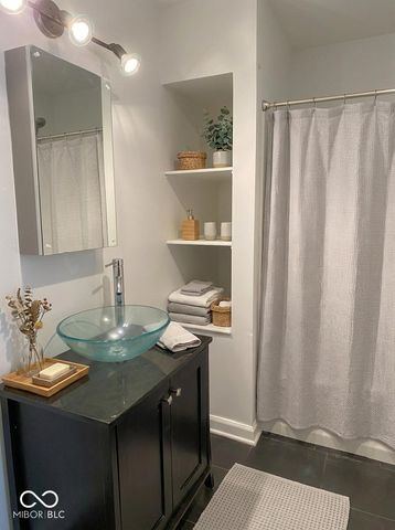 9467 Wimbledon Court, Indianapolis, IN 46250