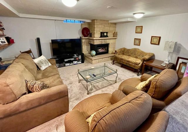804 22nd Street NW, Austin, MN 55912