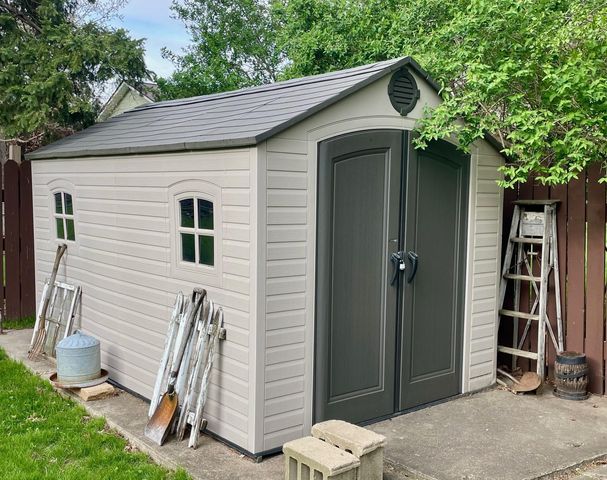 804 22nd Street NW, Austin, MN 55912