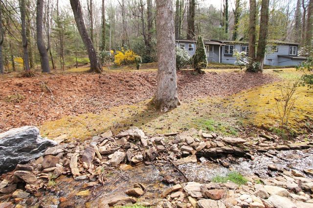 407 Turley Falls Road, Hendersonville, NC 28739