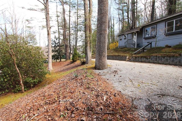 407 Turley Falls Road, Hendersonville, NC 28739