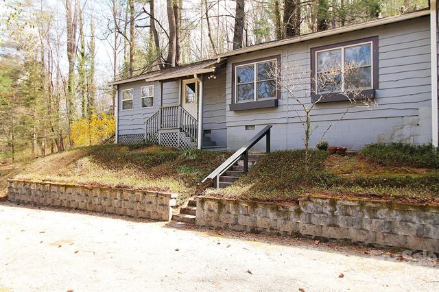 407 Turley Falls Road, Hendersonville, NC 28739