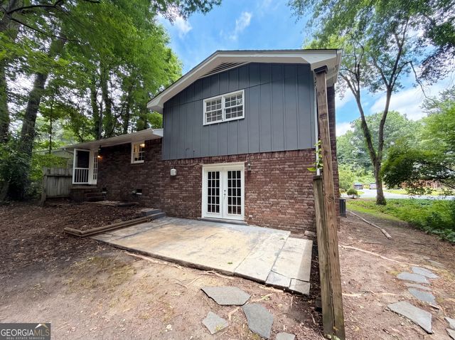 1271 Seven Springs Circle, Marietta, GA 30068