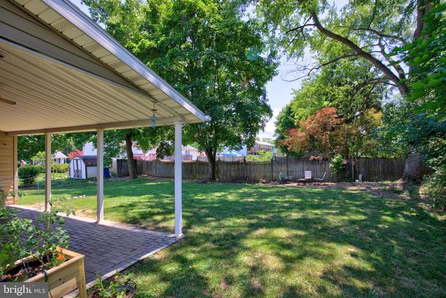 49 E LAKEVIEW DR, Littlestown, PA 17340