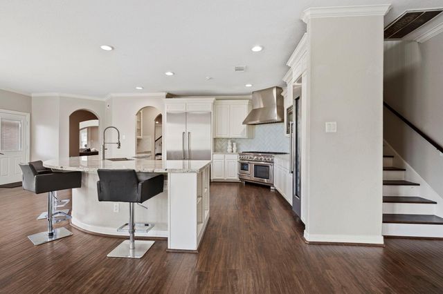 4502 Creek Point Lane, Missouri City, TX 77459