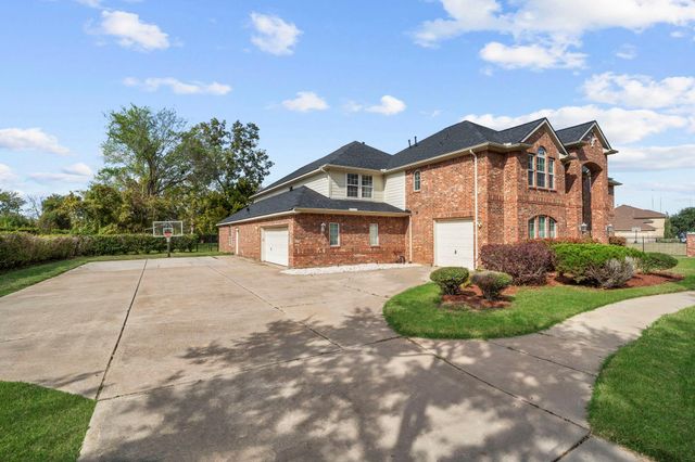 4502 Creek Point Lane, Missouri City, TX 77459