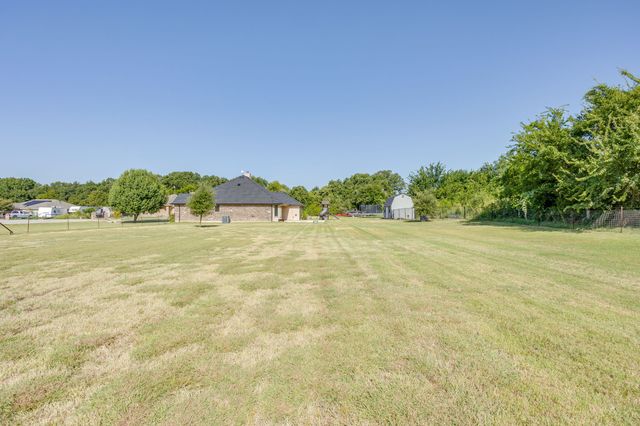 116 Cinnamon Court, Weatherford, TX 76088