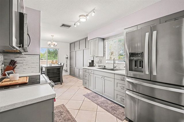 13110 FENNWAY RIDGE DRIVE, Riverview, FL 33579