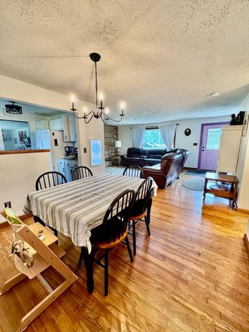 6305 Liberty Road N, Powell, OH 43065