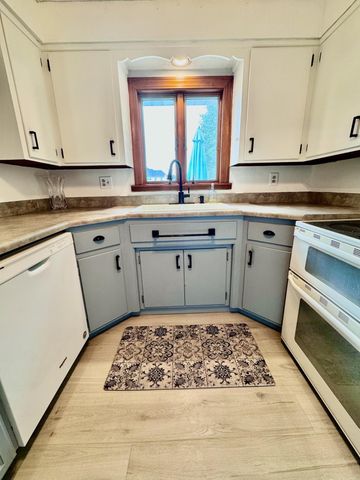 6305 Liberty Road N, Powell, OH 43065