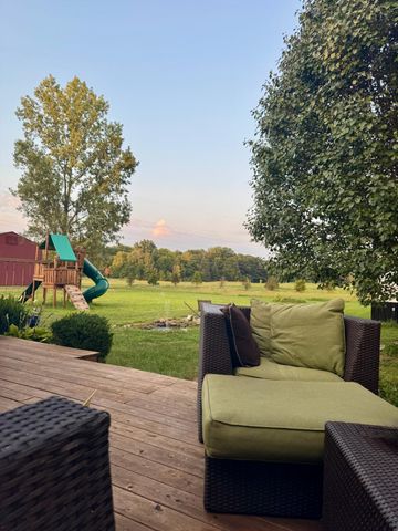6305 Liberty Road N, Powell, OH 43065