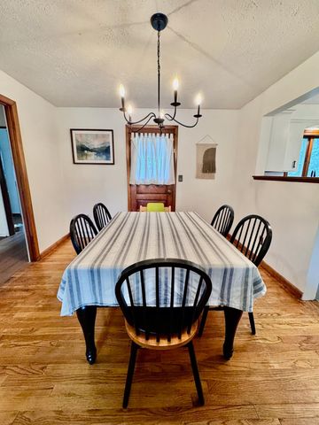 6305 Liberty Road N, Powell, OH 43065