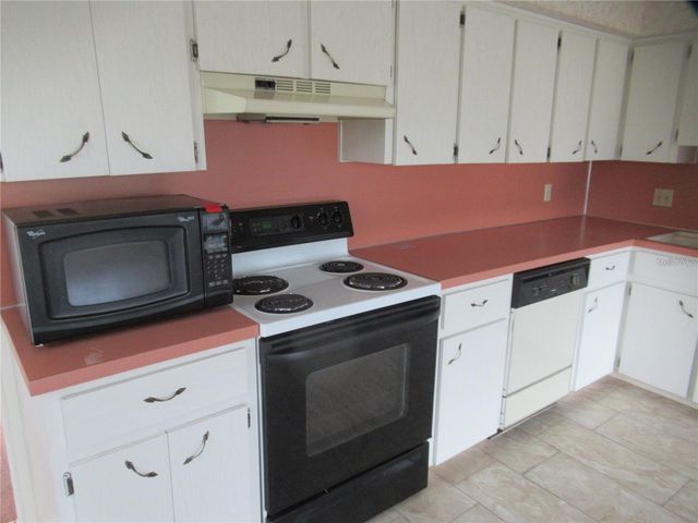 2286 NORWEGIAN 66, Clearwater, FL 33763