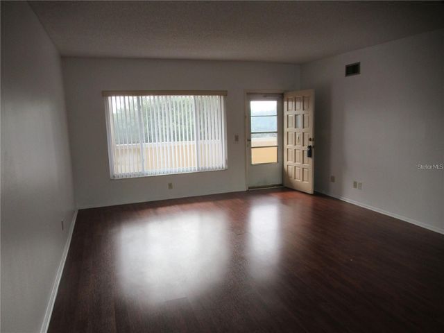 2286 NORWEGIAN 66, Clearwater, FL 33763