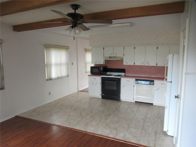 2286 NORWEGIAN 66, Clearwater, FL 33763