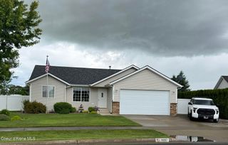 9097 N Torrey LN, Hayden, ID 83835
