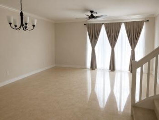 5977 Monterra Club Drive, Lake Worth, FL 33463