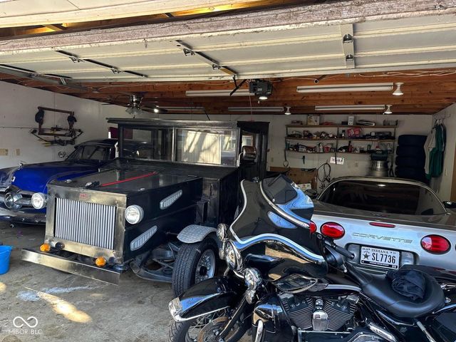 1828 Norwood Way, Anderson, IN 46011