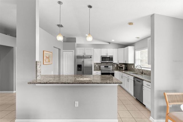 7619 CRESCENT PALM DRIVE, Wesley Chapel, FL 33545
