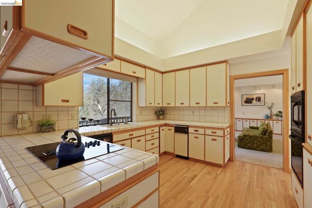 14029 Barlupi Circle, Sonora, CA 95370