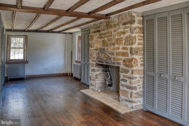 650 SPRUCE DR, West Chester, PA 19382