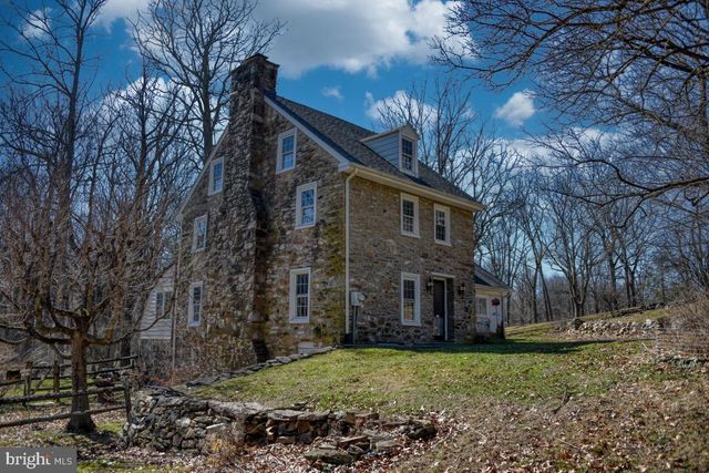 650 SPRUCE DR, West Chester, PA 19382