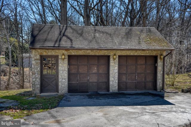 650 SPRUCE DR, West Chester, PA 19382