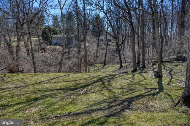 650 SPRUCE DR, West Chester, PA 19382