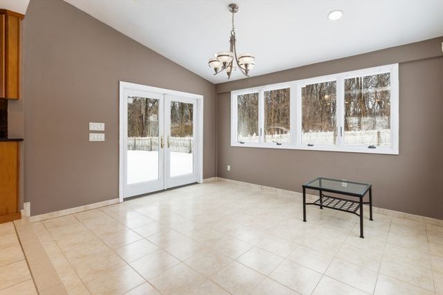 14 Raylen Avenue, Peabody, MA 01960