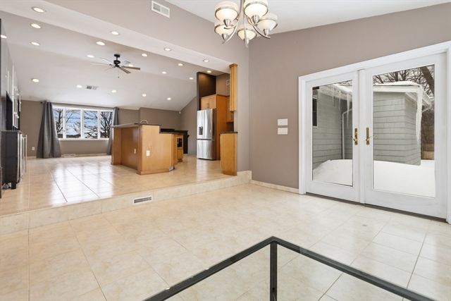 14 Raylen Avenue, Peabody, MA 01960