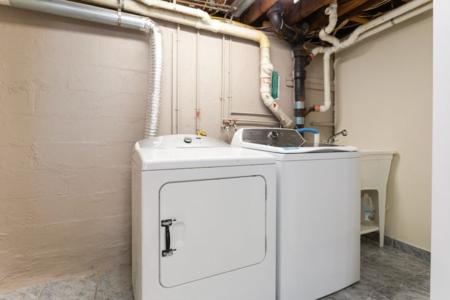 14 Raylen Avenue, Peabody, MA 01960