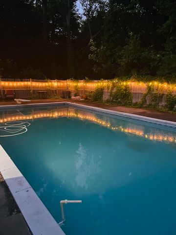 14 Raylen Avenue, Peabody, MA 01960