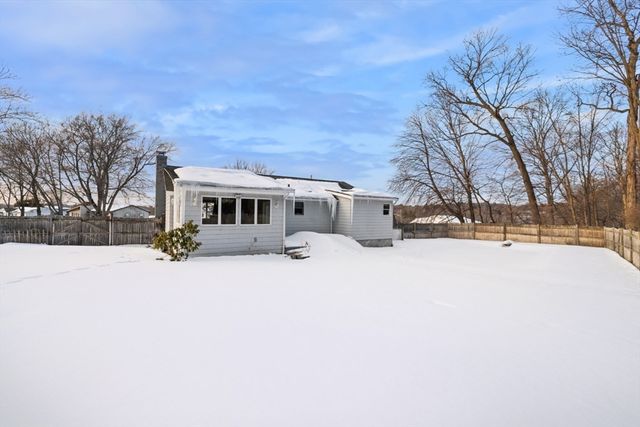 14 Raylen Avenue, Peabody, MA 01960