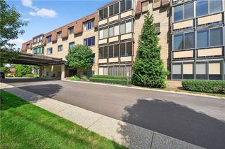 25805 Fairmount Boulevard 107, Beachwood, OH 44122