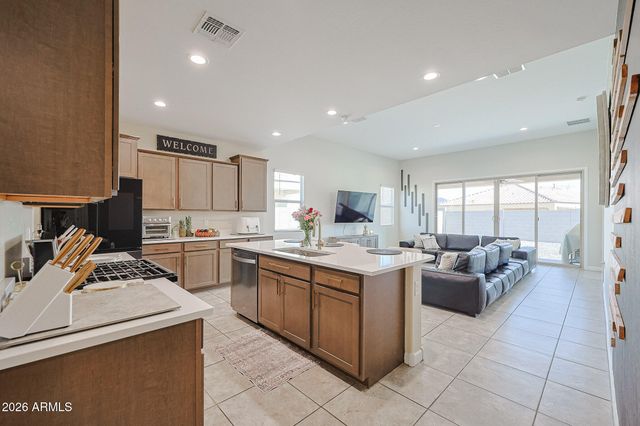 30123 W INDIANOLA Avenue, Buckeye, AZ 85396