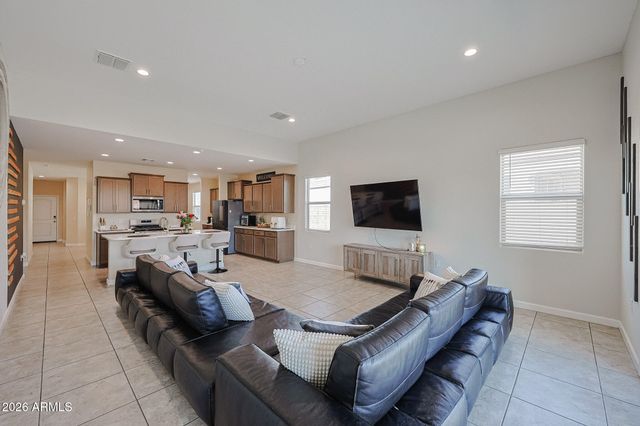 30123 W INDIANOLA Avenue, Buckeye, AZ 85396