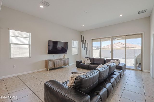 30123 W INDIANOLA Avenue, Buckeye, AZ 85396