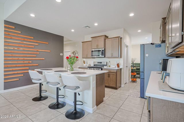 30123 W INDIANOLA Avenue, Buckeye, AZ 85396