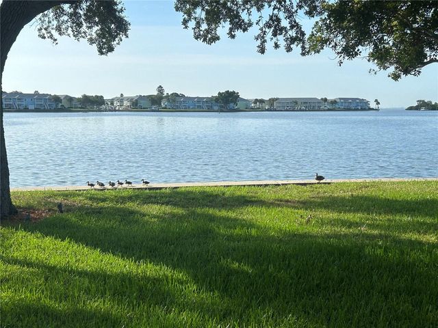 4838 PARADISE WAY S, St Petersburg, FL 33705