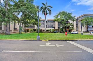 2800 N 46th Avenue A302, Hollywood, FL 33021