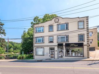 11 Shore Road 3, Port Washington, NY 11050