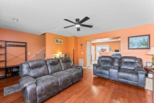 647 Legacy Dr, Smyrna, TN 37167
