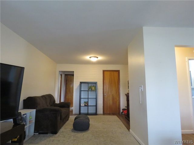 8752 Donahue Road, Batavia, NY 14020