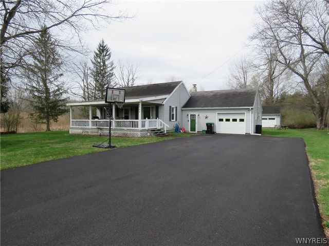 8752 Donahue Road, Batavia, NY 14020