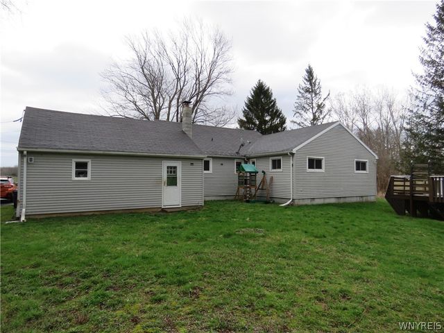 8752 Donahue Road, Batavia, NY 14020