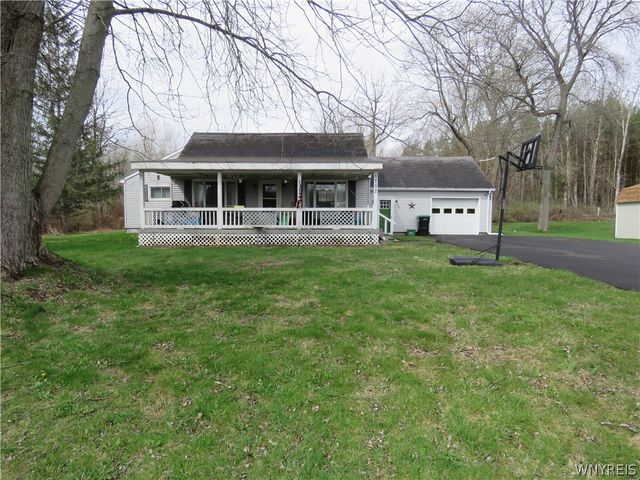8752 Donahue Road, Batavia, NY 14020