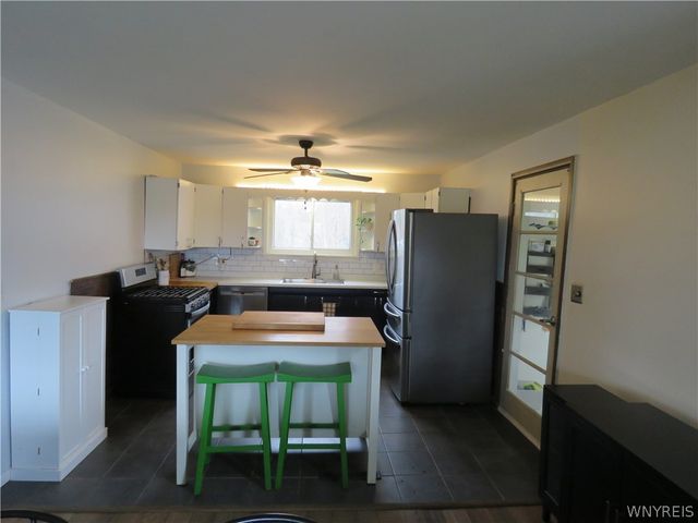 8752 Donahue Road, Batavia, NY 14020