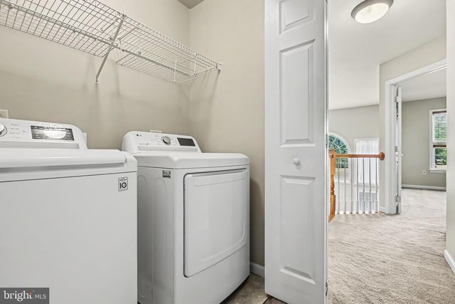1247 CROSS CREEK DR, Mechanicsburg, PA 17050