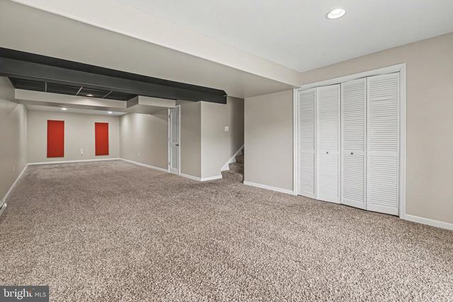 1247 CROSS CREEK DR, Mechanicsburg, PA 17050